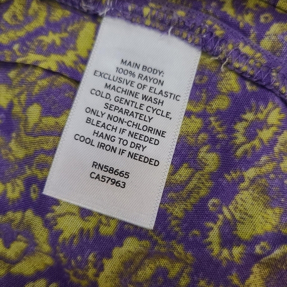 ABOUND paisley smock top with peplum M - Picture 9 of 9